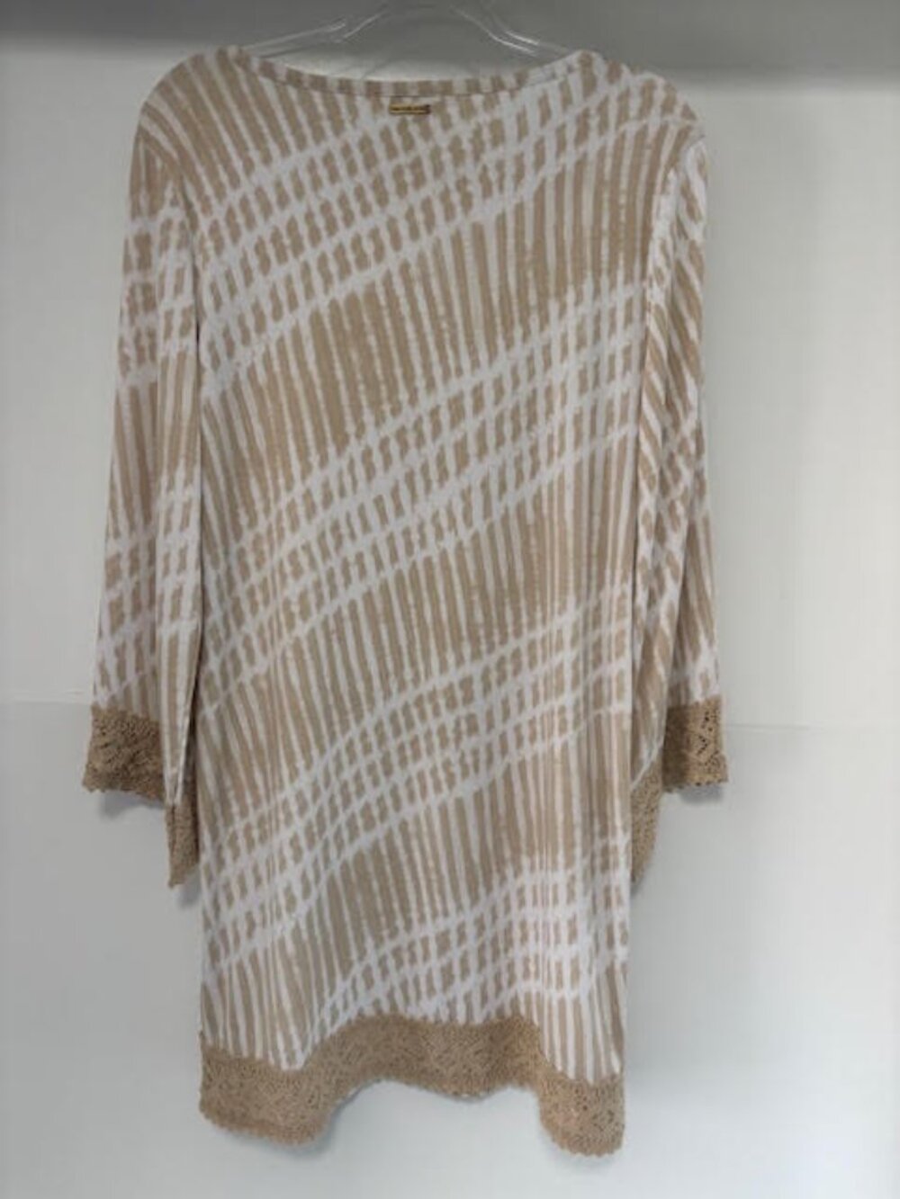 Michael Kors Women's Tunic Top Size Large Beige White Abstract Print Lace Trim - Picture 2 of 7